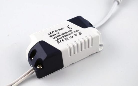 LED Driver Transformer Input: AC 85-265V 4-7W