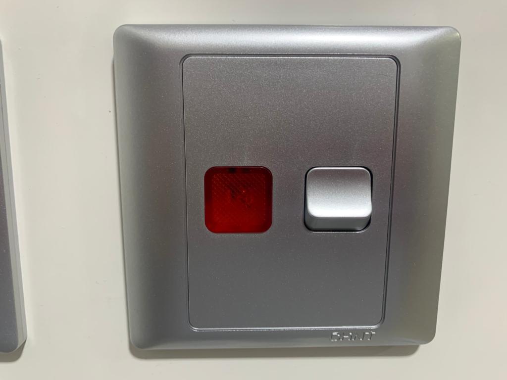 20A 250V 1 Gang 1 Way DP Switch With Indicator Light